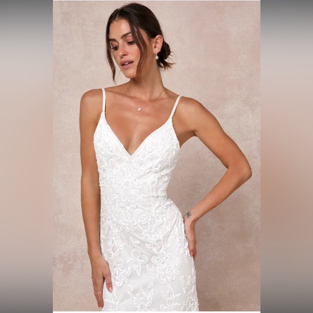 Lulus weeding dress size M NWT